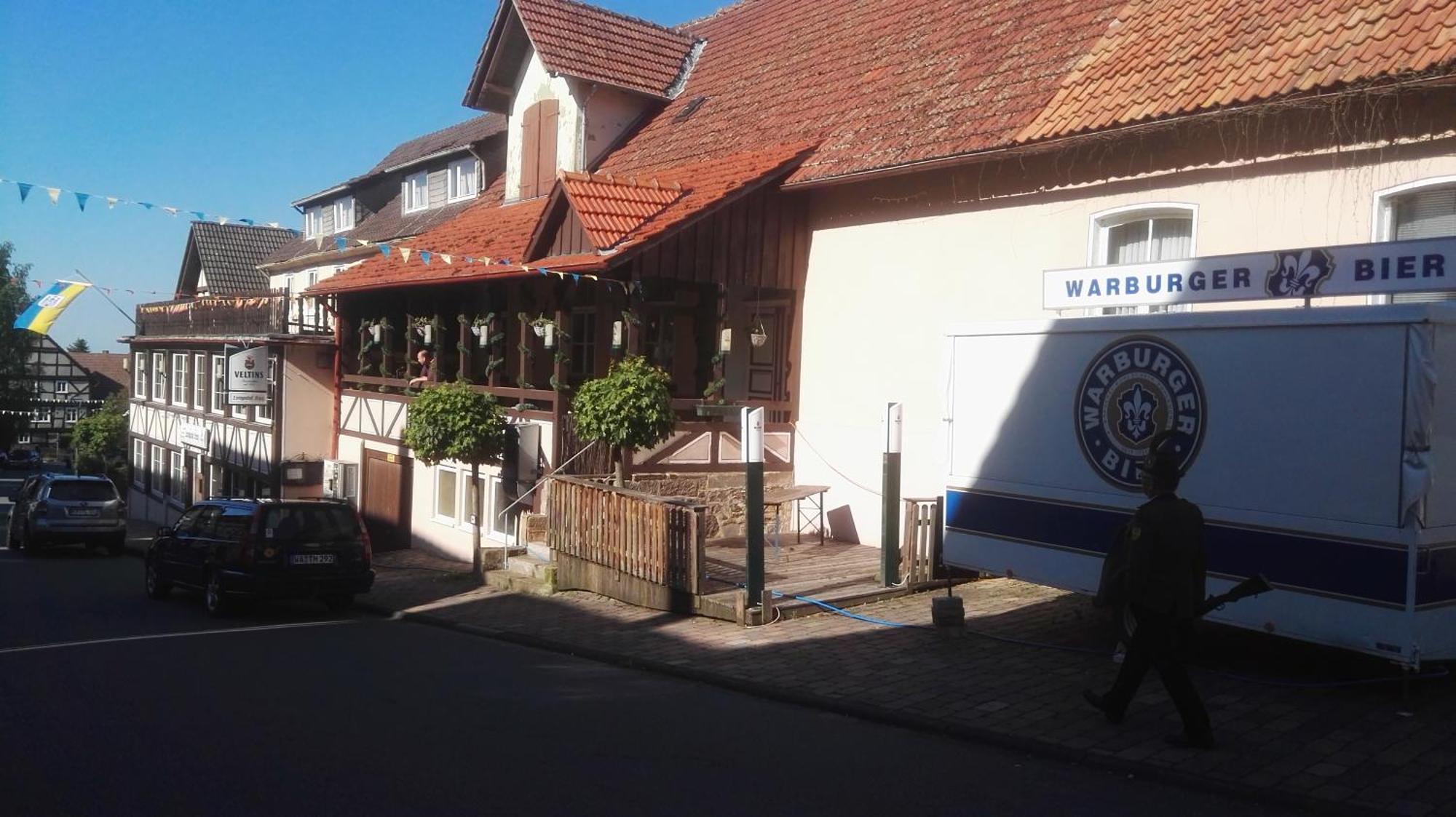 Отель Waldecker Taverne Бад-Арользен Экстерьер фото