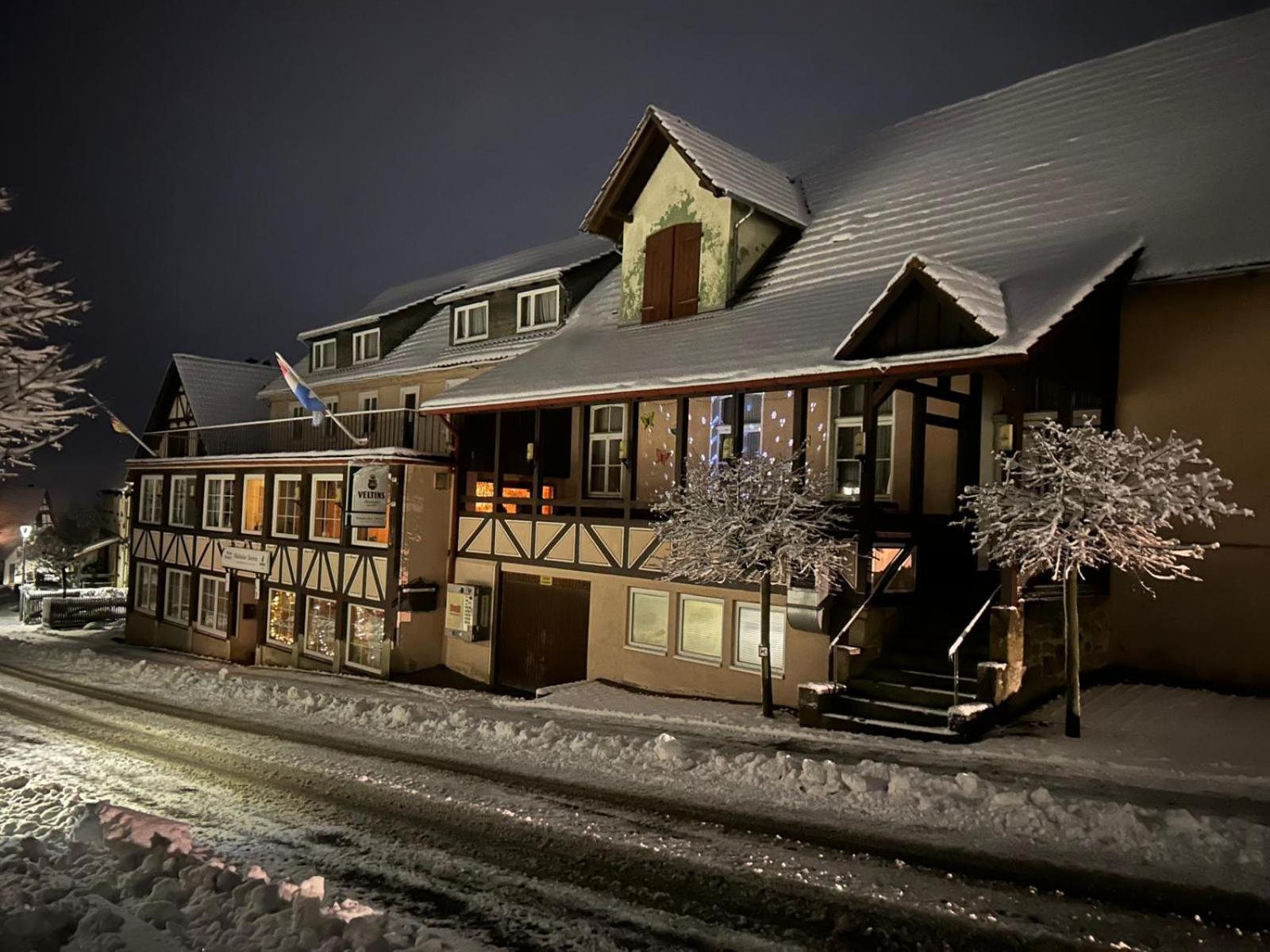 Отель Waldecker Taverne Бад-Арользен Экстерьер фото