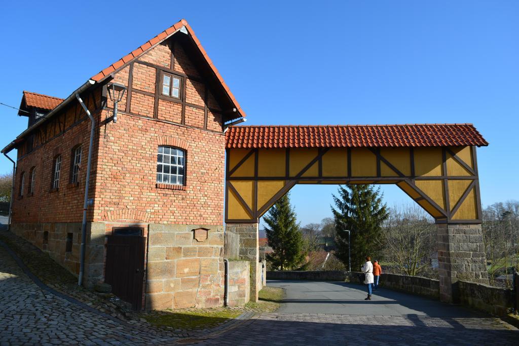 Отель Waldecker Taverne Бад-Арользен Экстерьер фото